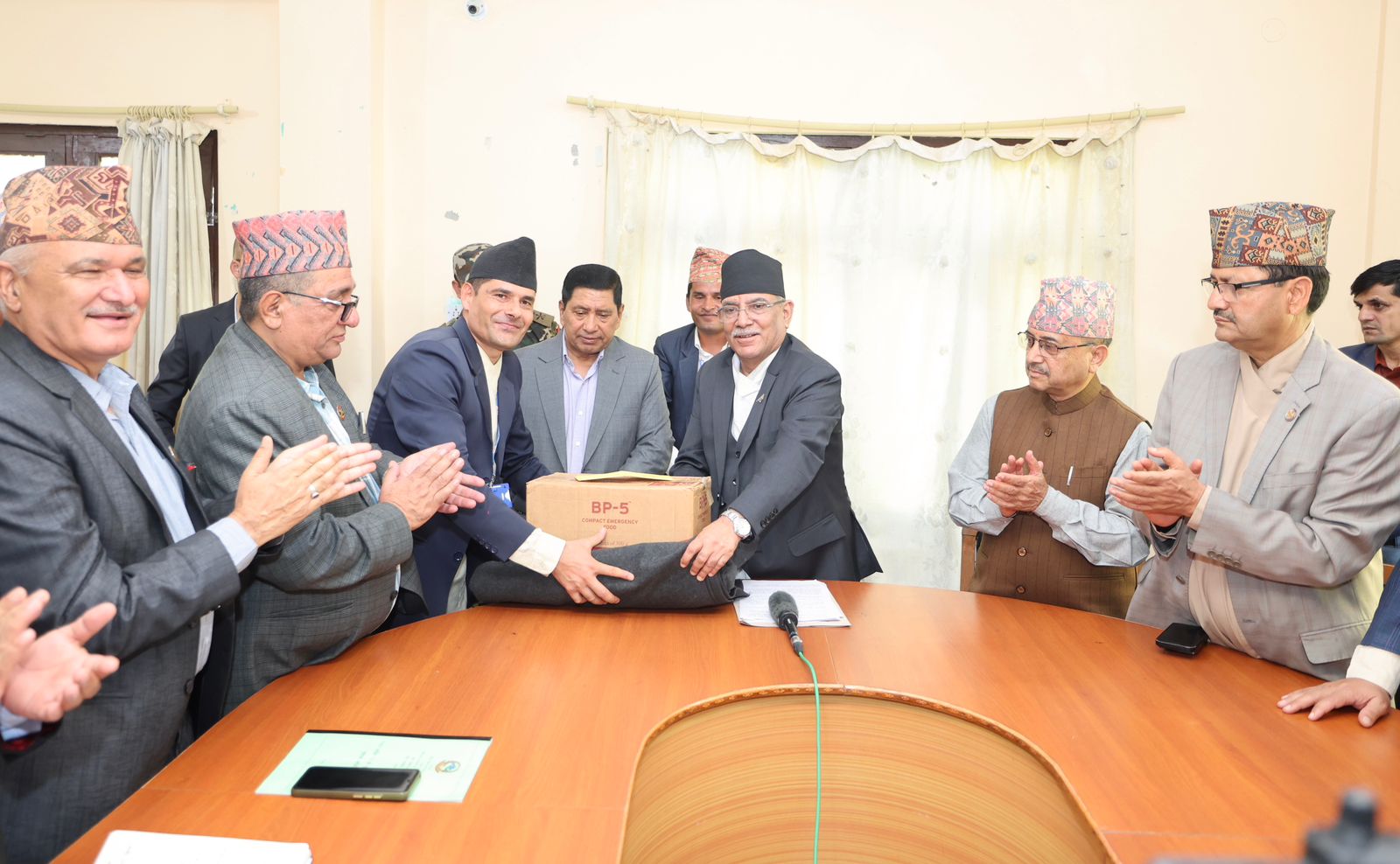 भूकम्प पिडितलाई तत्काल ५० हजार उपलब्ध गराउने प्रधानमन्त्रीको घोषणा