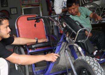 चितवनका युवाले बनाए इलेक्ट्रिक ह्विलचियर