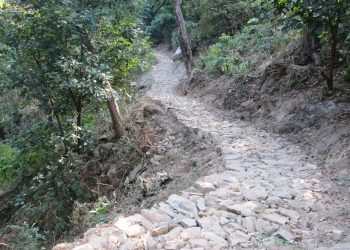 पर्यटन प्रवर्द्धनका लागि बतासे झर्ना पदमार्ग