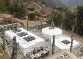 दुई हजार तीन सय ८० खानेपानी आयोजना निर्माण