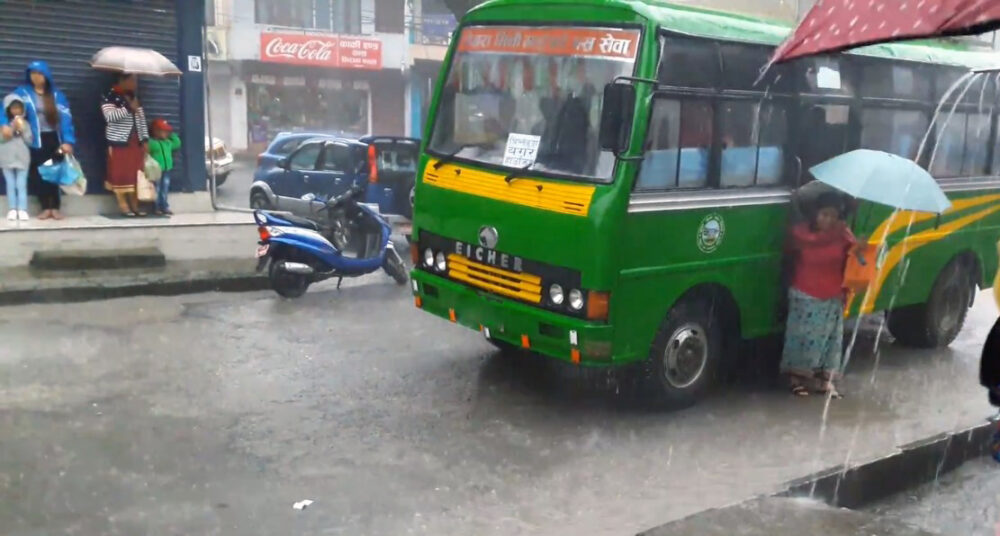 देशभर बदलीसँगै केही दिन वर्षा जारी रहने