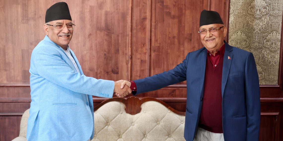 प्रधानमन्त्री प्रचण्ड र अध्यक्ष ओलीबीच भेटवार्ता