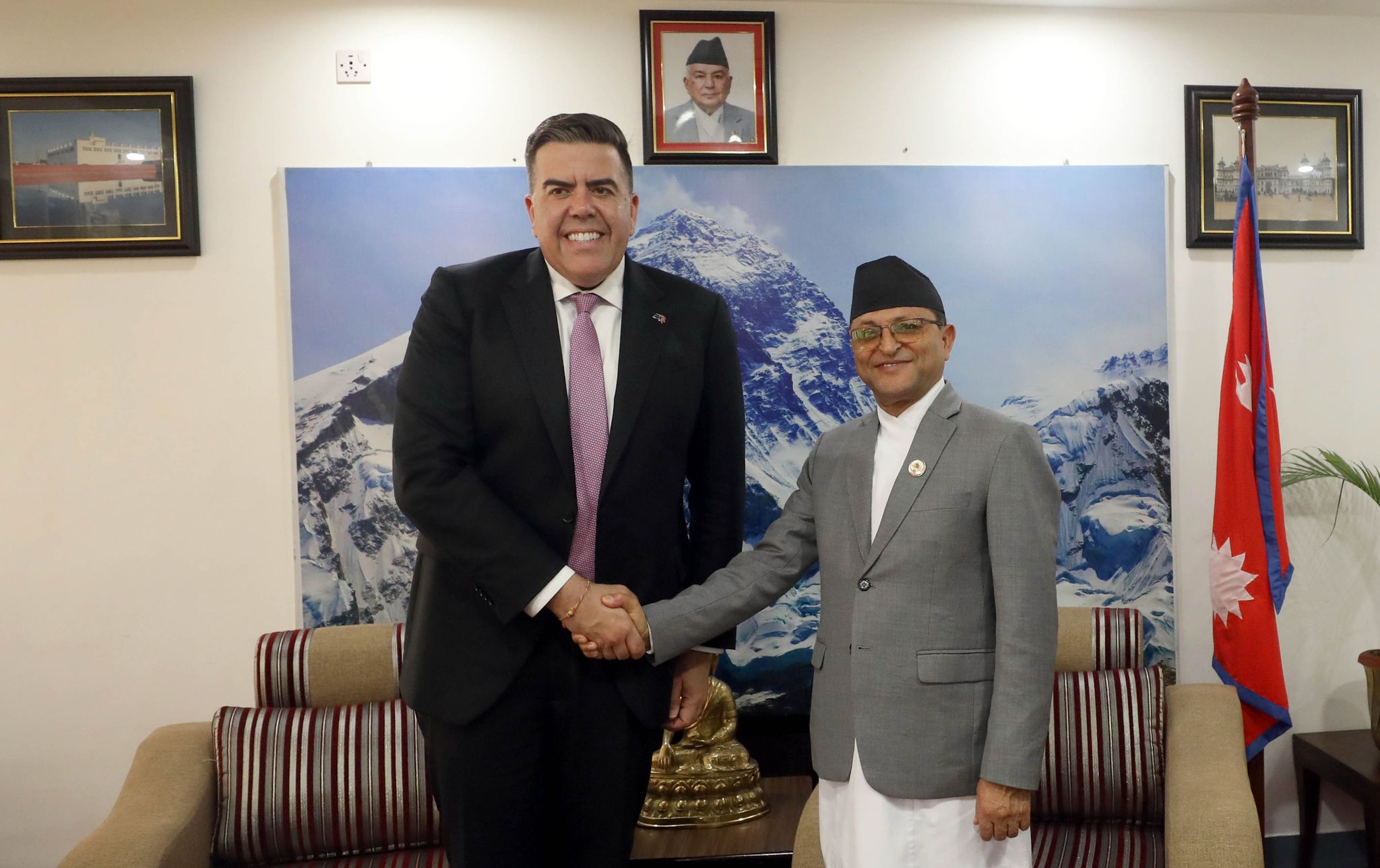 राष्ट्रियसभाका अध्यक्ष तिमिल्सिना र अष्ट्रेलियाका सभामुख मिल्टन डिकबीच भेटवार्ता