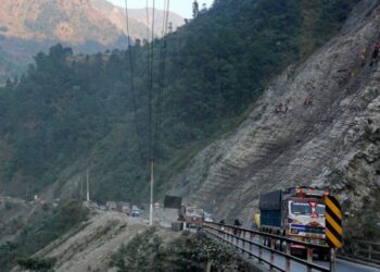 नारायणगढ–मुग्लिन सडकका एघार पुल सञ्चालनमा