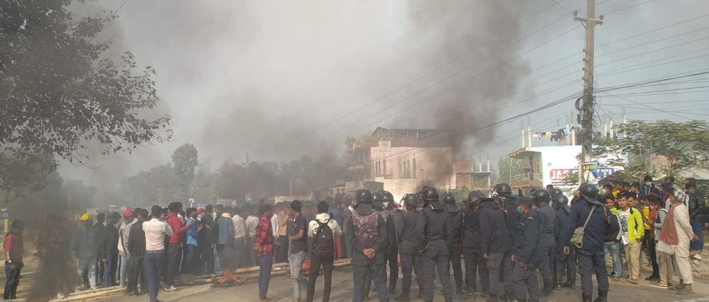 ट्रककाे ठक्करबाट ट्युसन पढ्न हिँडेका विद्यार्थीकाे ज्यान गयाे