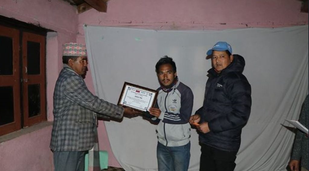 न्युज कारखानाकर्मी सुनार सम्मानित