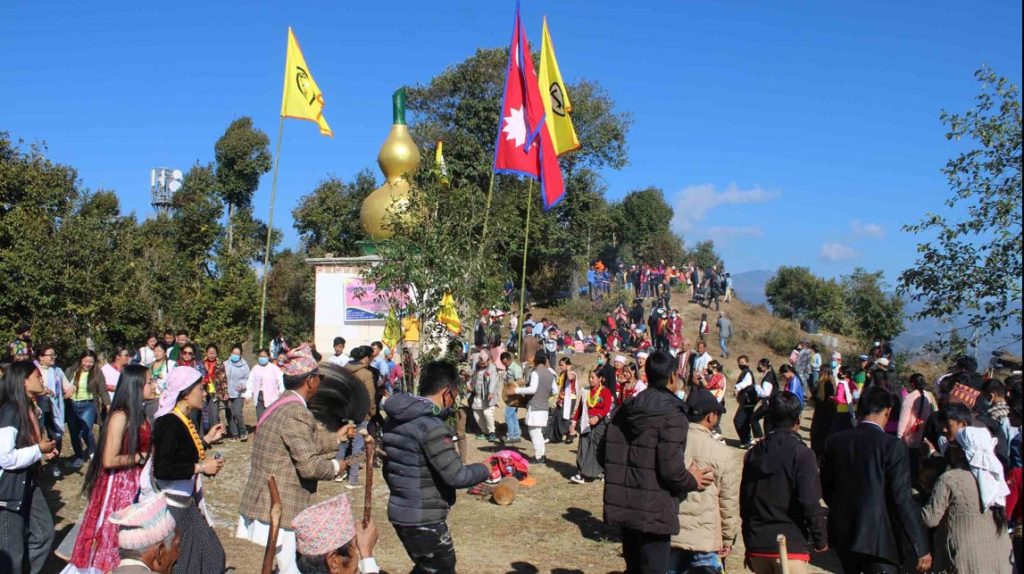 कोरोना कहर कम भएपछि धूमधामसँग मनाइयो साकेला उधौली