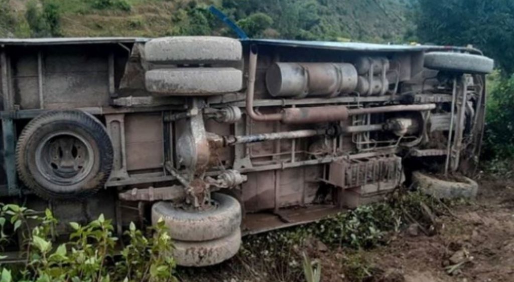 उत्तराखन्डमा बस दुर्घटना हुँदा २५ तीर्थयात्रीको मृत्यु