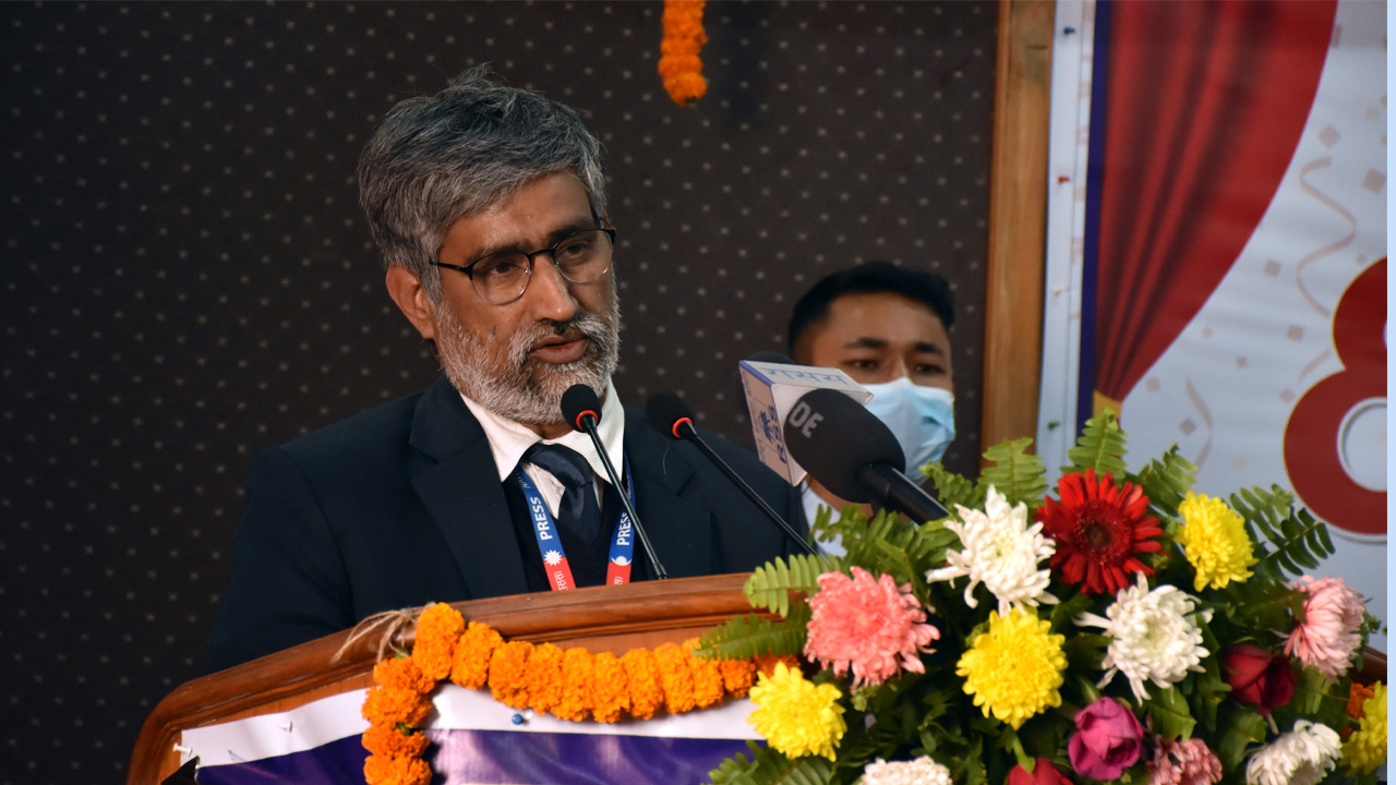 सेवामा विविधिकरणका साथ सत्यतथ्य सूचना सम्प्रेषण गर्छौं : अध्यक्ष झा