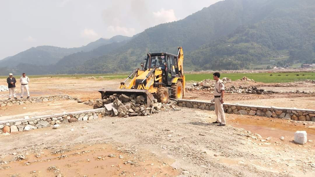 पोखराको पामेस्थित दलदले जमिन सिमसार भएको महानगरको स्पष्टोक्ति