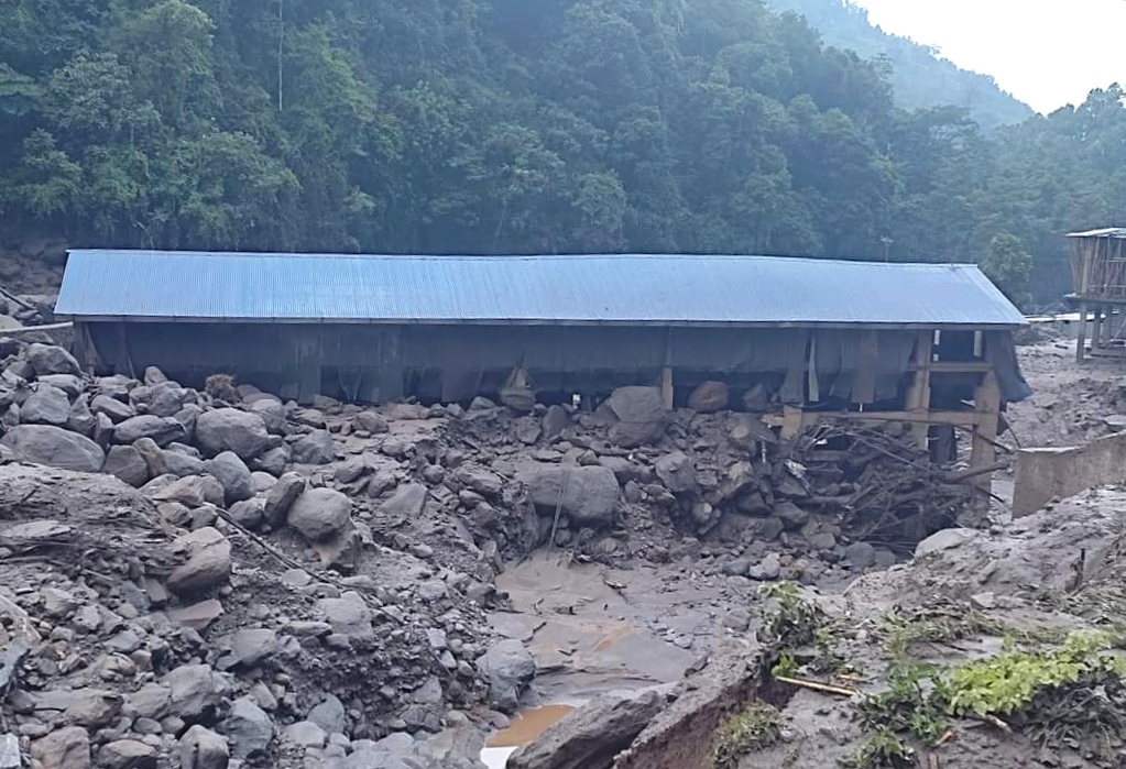सुपर हेवाखोला हाइड्रोमा बाढी आउँदा १५ कामदार बेपत्ता, दुईको उद्धार