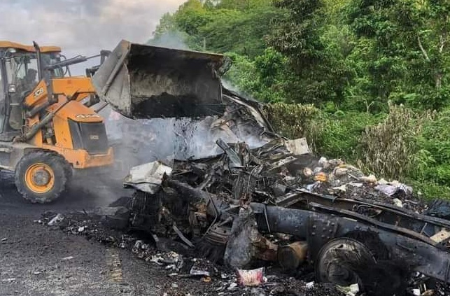 मकवानपुरमा दुई ट्रक ठक्कर खाँदा तीन जनाको मृत्यु