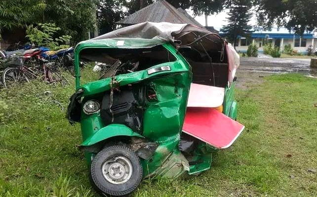 मोरङमा ट्रकको ठक्करबाट अटो चालकको मृत्यु