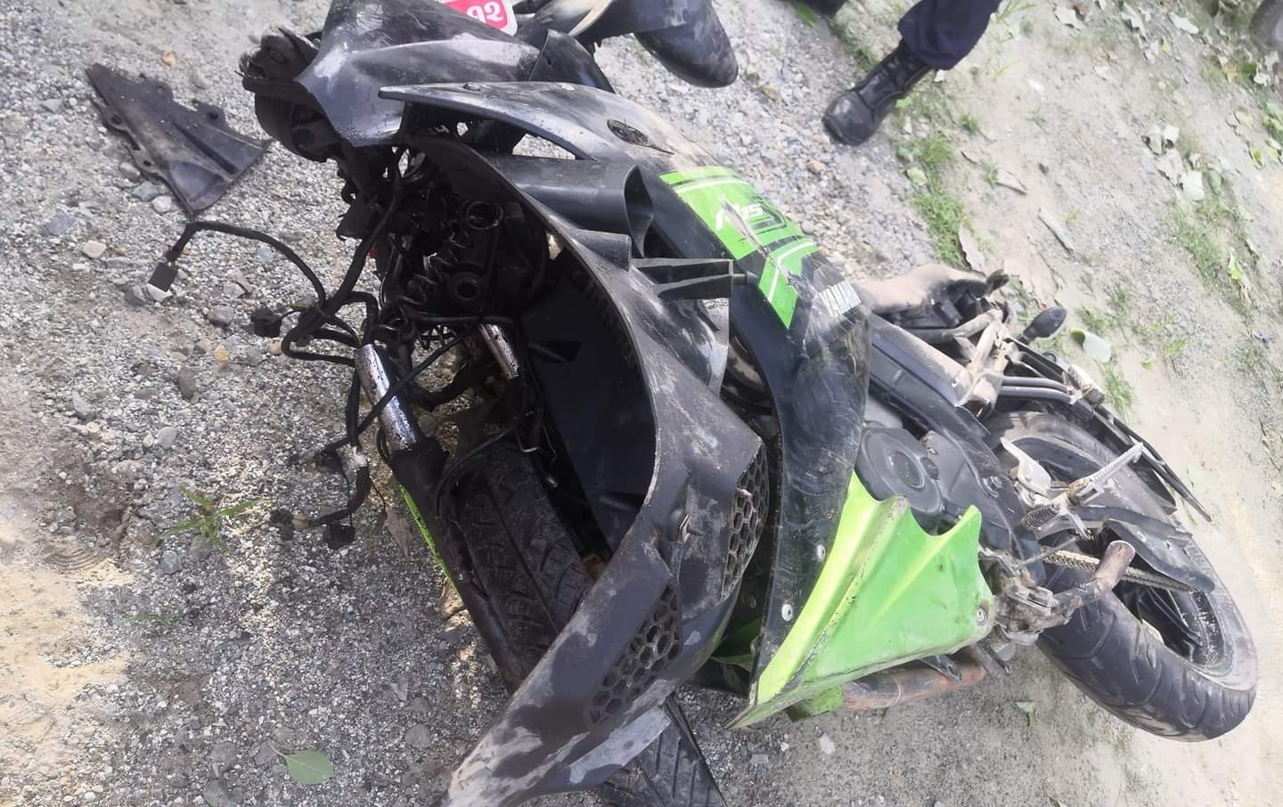 चारजना सवार बाइक जीपसँग ठोक्किँदा तीन जनाको मृत्यु