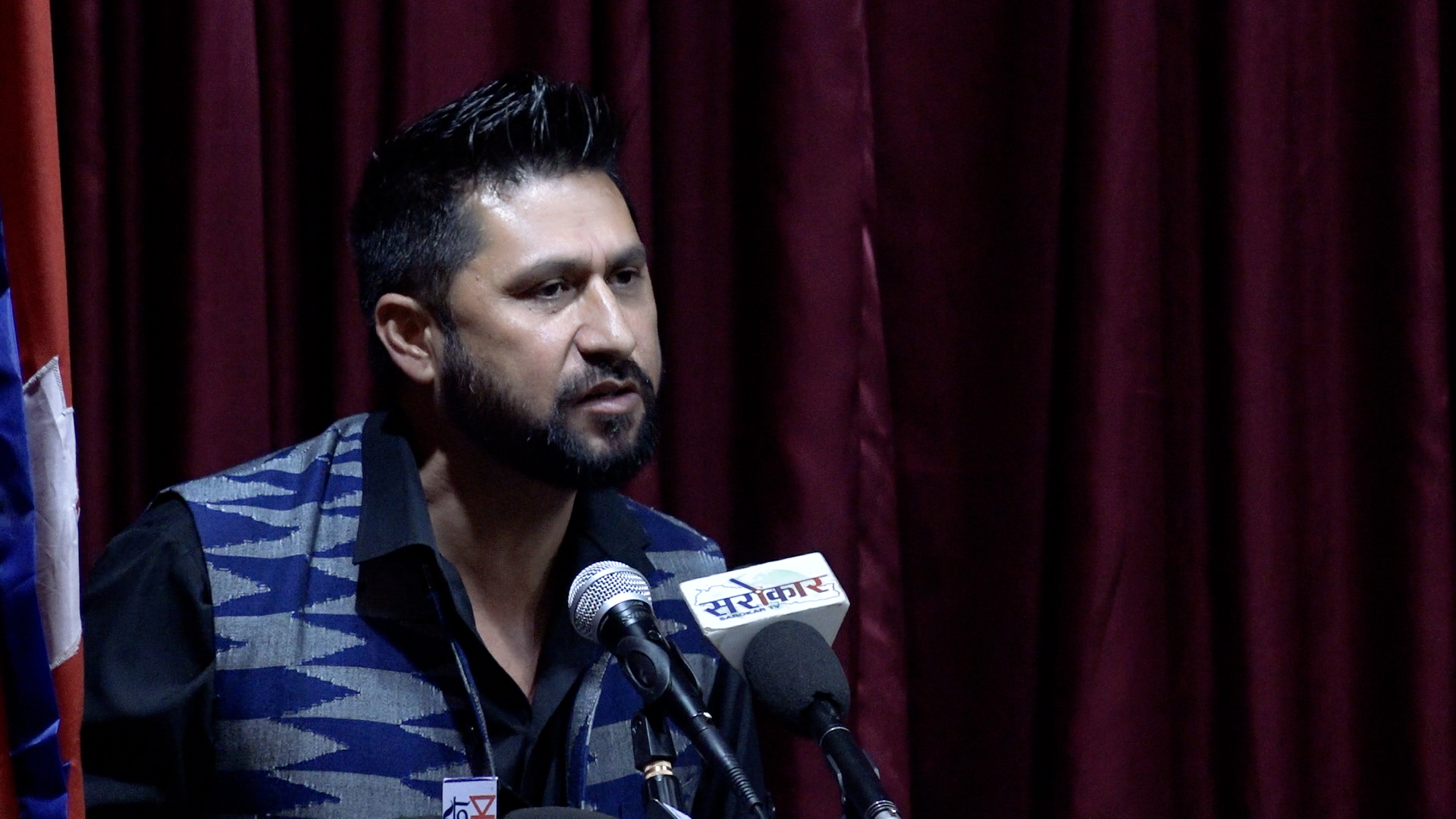 अपराध गर्ने कसैलाई छोड्दिन, बरु मै छोड्छु : गृहमन्त्री लामिछाने