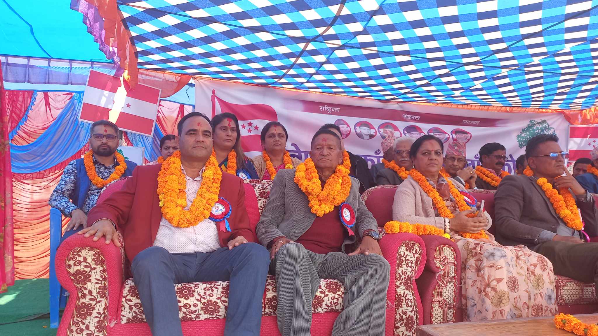 दुर्गा प्रसाईं एमाले र माओवादी केन्द्रको पालनकर्ता हो: नैनसिंह महर