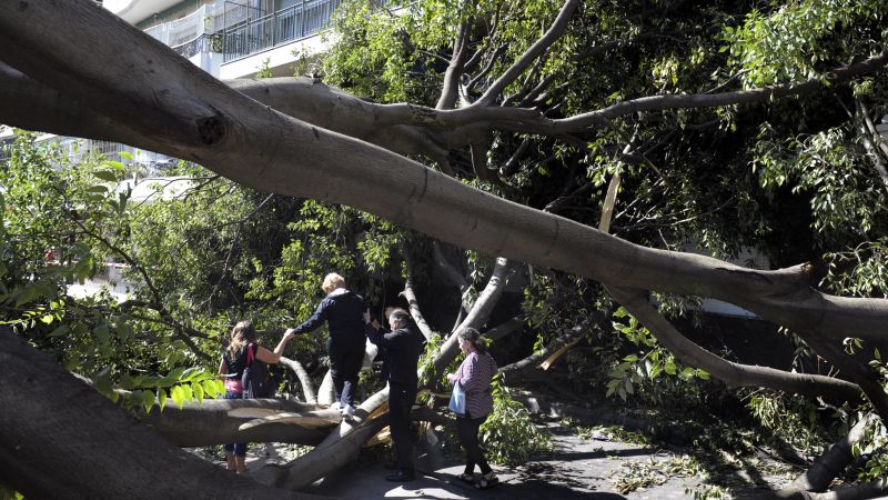 अर्जेन्टिनामा शक्तिशाली आँधी, १३ जनाको मृत्यु