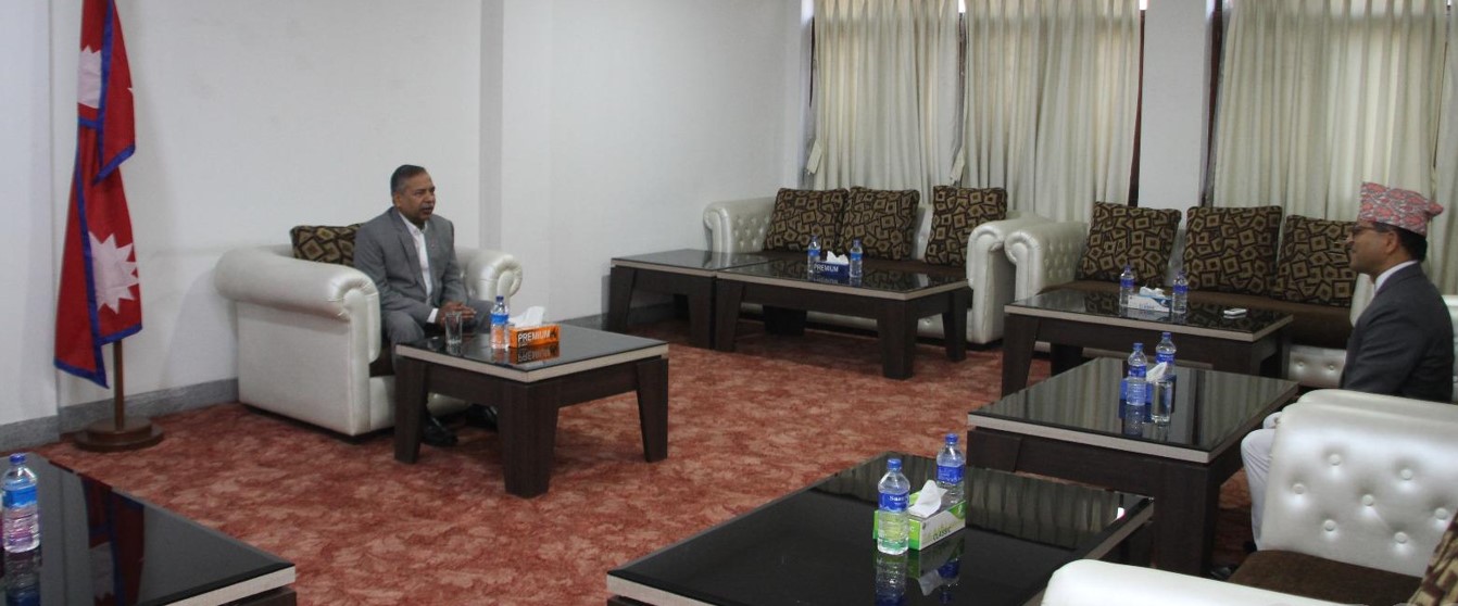 राष्ट्रियसभा अध्यक्षद्वारा उपराष्ट्रपतिसँग भेट