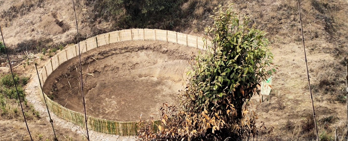 पानीको मुहान संरक्षण गर्न रिचार्ज पोखरी