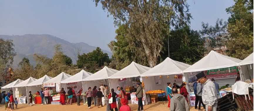 मन्थलीमा कृषि, पर्यटन औद्योगिक मेला प्रदर्शनी सुरु